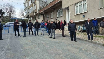 İBB&rsquo;nin hatalı yıkımı 4 aileyi sokakta bıraktı, yakınlarının yanında kaldıklarını iddia eden aileler &ccedil;&ouml;z&uuml;m istedi
