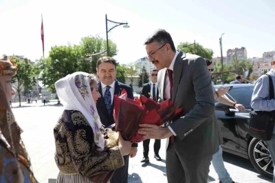 İ&ccedil;işleri Bakan Yardımcısı Ali &Ccedil;elik K&uuml;tahya&rsquo;da temaslarda bulundu
