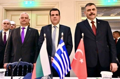 İ&ccedil;işleri Bakanı &Ccedil;ift&ccedil;i, Atina&rsquo;da

