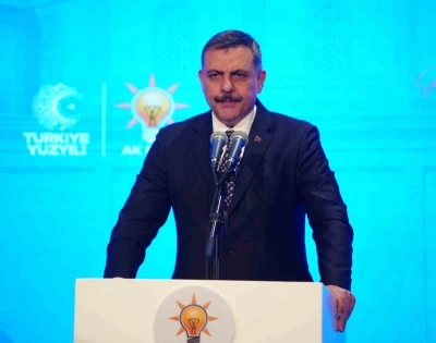 İ&ccedil;işleri Bakanı &Ccedil;ift&ccedil;i: "Gen&ccedil;lerimizi su&ccedil;a s&uuml;r&uuml;kleyen her t&uuml;rl&uuml; yapı ile m&uuml;cadele ediyoruz"

