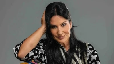 İclal Aydın, &quot;Ama Değil, Rağmen&quot; ile 12 ilde turneye çıkıyor
