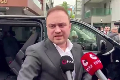 İcra heyeti g&ouml;revlendirmeyi tebliğ i&ccedil;in Kılı&ccedil;daroğlu&rsquo;nun ofisine geldi
