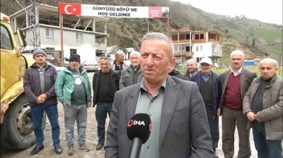 İdari bağlılık krizi, k&ouml;y&uuml; ikiye b&ouml;ld&uuml;

