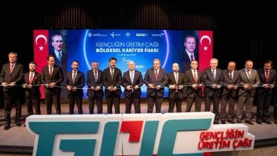 İKAF&rsquo;26 &lsquo;Gen&ccedil;liğin &Uuml;retim &Ccedil;ağı&rsquo; temasıyla kapılarını a&ccedil;tı
