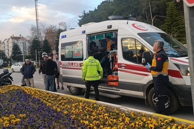 İki motosiklet &ccedil;arpıştı: 1 yaralı
