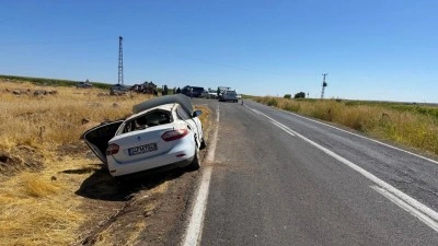 İki otomobil çarpıştı: 4 yaralı!