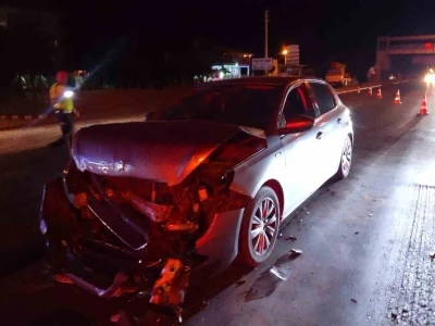 İki otomobilin çarpıştığı kazada 9 kişi yaralandı
