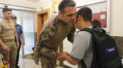 İl Emniyet Müdürü Aydın’dan vefa örneği: Şehit çocuklarını okullarına bıraktı
