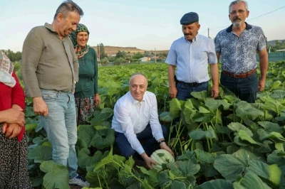 İl Müdürü Yüksel Çil Kızılinler Mahallesi’nde çiftçiler buluştu
