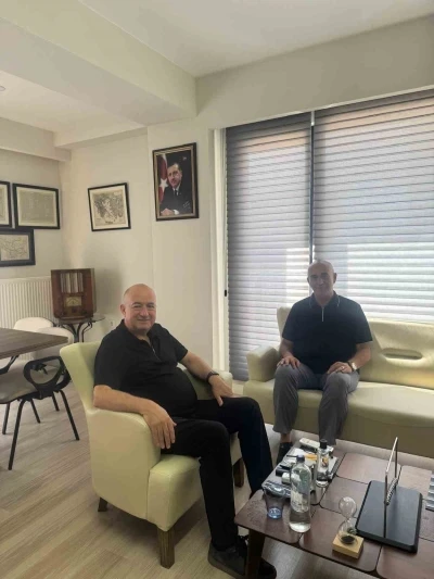 İl Sağlık Müdürlüğü görevine başlayan Görgülü’den Milletvekili Gider’e ziyaret
