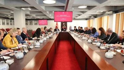 İla&ccedil; firmaları Atat&uuml;rk &Uuml;niversitesinde bir araya geldi; Hedef: İla&ccedil;ta Ar-Ge ve yerli &uuml;retim ile sağlıkta tam bağımsız T&uuml;rkiye
