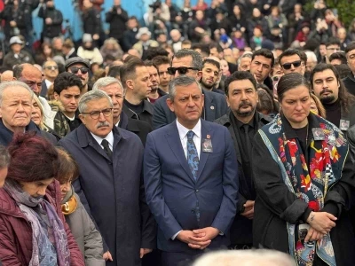 İlber Ortaylı i&ccedil;in t&ouml;ren d&uuml;zenleniyor
