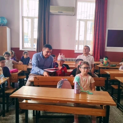 İlçe Milli Eğitim Müdürü Şimşek, minik öğrencilerin heyecanına ortak oldu
