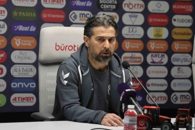 İlhan Palut: "Adil&rsquo;in pozisyonunun VAR&rsquo;dan &ccedil;ağrılması tarihi VAR skandallarından biri"
