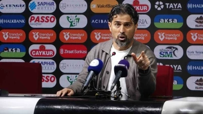 İlhan Palut: &quot;Beraberliği işaret eden bir oyundu&quot;
