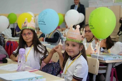 İlk ders zili &quot;Yeşil Vatan&quot; için çaldı
