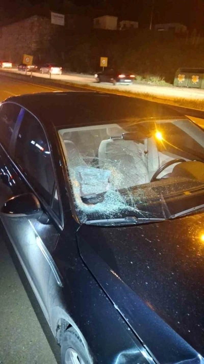 İlk kazadan kurtuldu, tekrar d&ouml;nd&uuml;ğ&uuml; yerde bu sefer araba &ccedil;arptı
