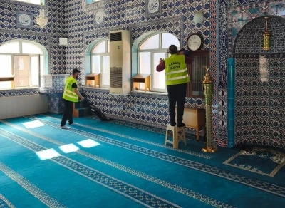 İlkadım&rsquo;ın ibadethanelerinde hijyen i&ccedil;in yoğun mesai
