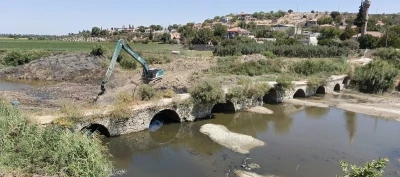 İnatçı filminin çekildiği tarihi taş köprü temizleniyor
