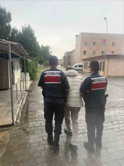 İncirliova&rsquo;da 22 yıl hapis cezası bulunan h&uuml;k&uuml;ml&uuml; yakalandı
