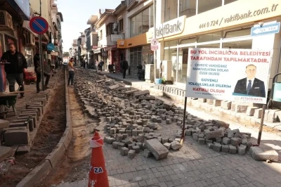 İncirliova&rsquo;da Fevzi Paşa Caddesi yenileniyor

