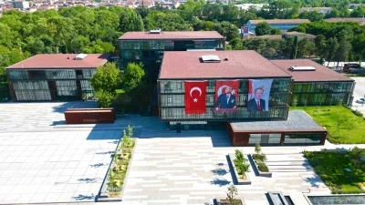 İnegöl Belediyesi’nden bin 500 öğrenciye kırtasiye yardımı
