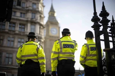 İngiliz polisi acil durum çağrılarına dronlarla yanıt verecek
