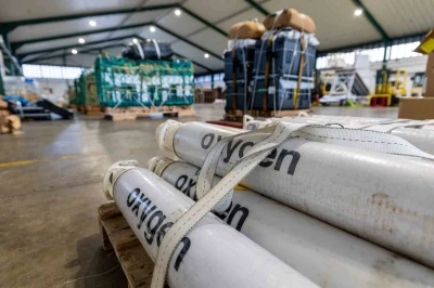 İngiltere&rsquo;den Tristan da Cunha&rsquo;ya hantavir&uuml;s m&uuml;dahalesi kapsamında paraş&uuml;tl&uuml; sevkiyat
