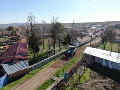 İn&ouml;n&uuml; Belediyesi&rsquo;nin mahallelerde &ccedil;alışmaları s&uuml;r&uuml;yor
