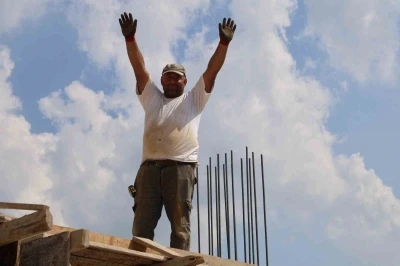 İnşaat iş&ccedil;ileri 1 Mayıs&rsquo;ta da mesai yaptı
