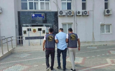 İnterpol tarafından kırmızı bülten ile aranan şahıs Mersin’de yakalandı
