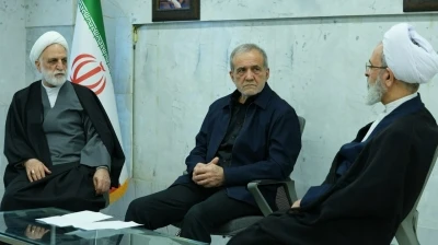 İran&rsquo;da g&ouml;reve başlayan Ge&ccedil;ici Liderlik Konseyi&rsquo;nden ilk fotoğraf yayımlandı
