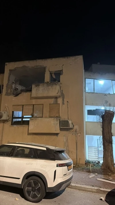 İran&rsquo;dan İsrail&rsquo;in kuzeyine yapılan f&uuml;ze saldırısı maddi hasara yol a&ccedil;tı
