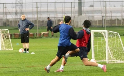 İran Milli Takımı kamp i&ccedil;in Antalya&rsquo;ya geldi
