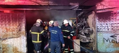 İş yerindeki yangına itfaiye m&uuml;dahale etti