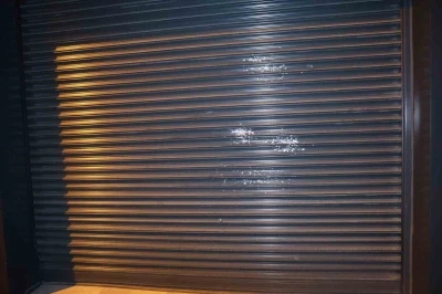 İş yerine silahlı saldırı: 2 ş&uuml;pheli yakalandı
