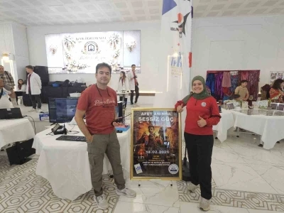 İşitme engelli &ouml;ğrenciden tarihi başarı: Bergamalı Didem, A Sınıfı amat&ouml;r telsizci oldu
