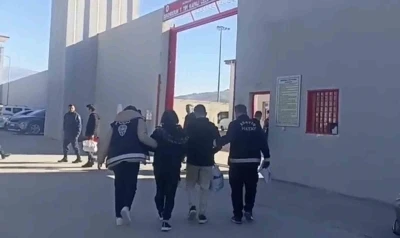 İskenderun&rsquo;da asayiş operasyonu; 2 tutuklama
