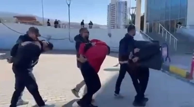 İskenderun&rsquo;da asayiş operasyonu; 3 tutuklama
