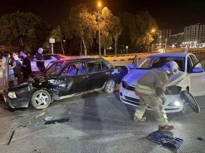 İskenderun&rsquo;da trafik kazası :1 yaralı
