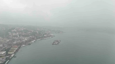 İstanbul bayram sabahına sisle uyandı
