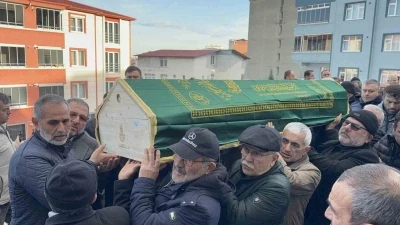 İstanbul&rsquo;da metronun &ccedil;arptığı &uuml;niversite &ouml;ğrencisi Samsun&rsquo;da toprağa verildi
