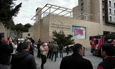 İstanbul&rsquo;da polisevinde yangın paniği
