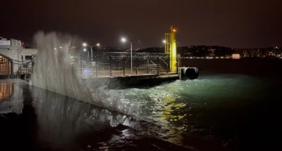 İstanbul&rsquo;da sabah saatlerinde kuvvetli r&uuml;zgar etkili oldu
