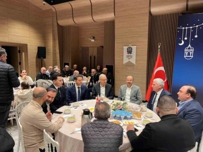 İstanbul&rsquo;da yaşayan &Ccedil;ermikliler iftar yemeğinde buluştu