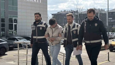 İstanbul&rsquo;dan gelip Bolu&rsquo;da iki kadını dolandırdı, ka&ccedil;ış planı TEM&rsquo;de bozuldu
