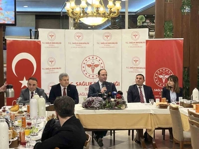 İstanbul İl Sağlık M&uuml;d&uuml;rl&uuml;ğ&uuml;, basın mensuplarıyla iftarda buluştu
