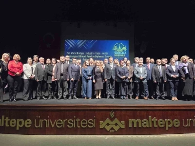 İstanbul Yeni Y&uuml;zyıl &Uuml;niversitesi&rsquo;nden 2&rsquo;nci World Bridges Zirvesi&rsquo;nde k&uuml;resel sağlık diplomasisi iş birliği
