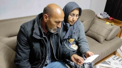 İstanbullu &ouml;ğrenciler Turgutlulu şehit aileleri ve gazileri duygulandırdı
