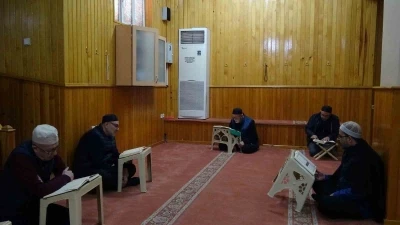 İtikafa girenler Ramazan&rsquo;ın son g&uuml;nlerini ibadetle ge&ccedil;iriyor
